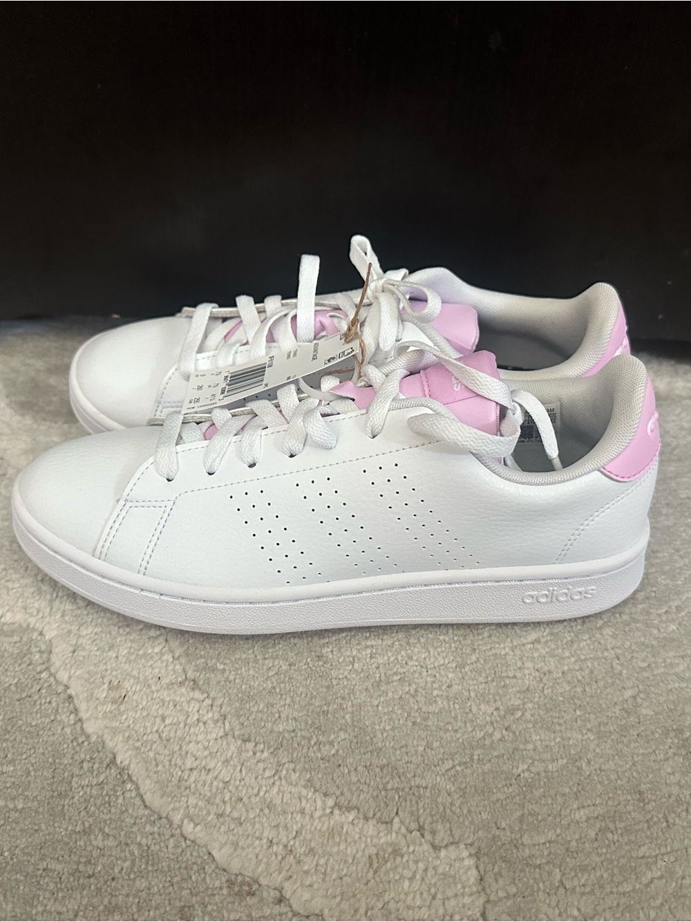 Adidas Advantage Women’s White Tennis Shoes